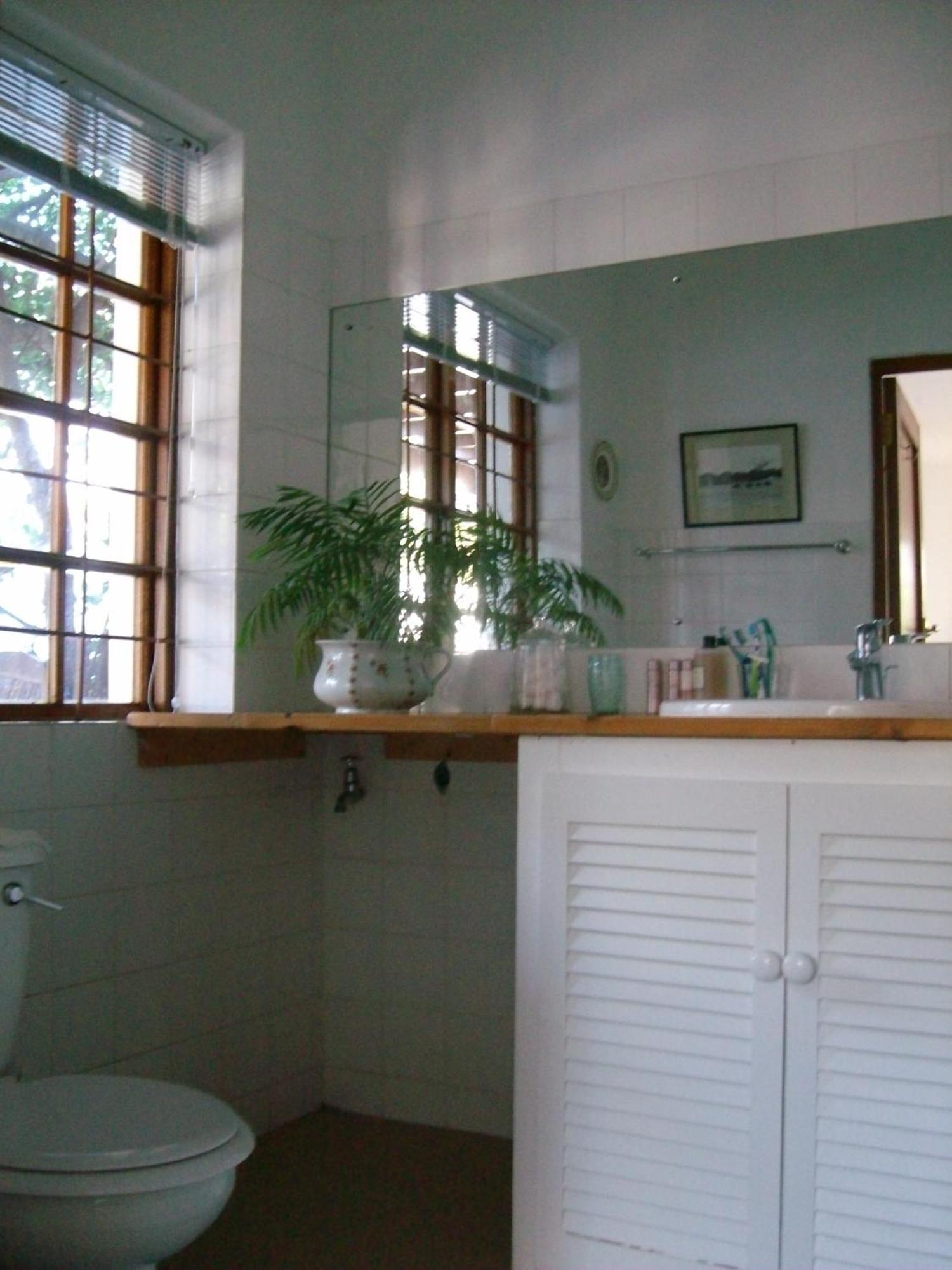 Haven Of Peace And Garden Cottage Hermanus Room photo