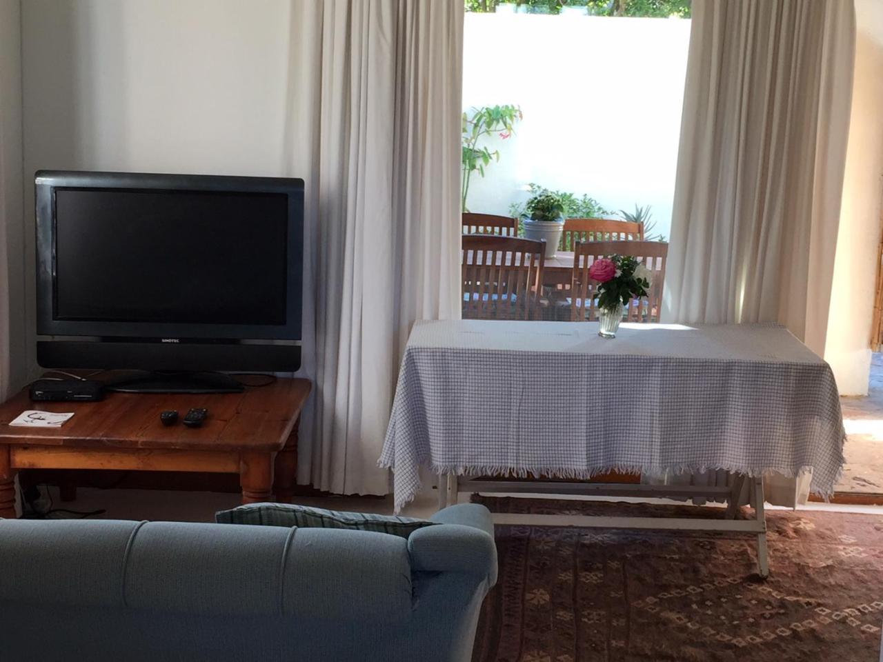 Haven Of Peace And Garden Cottage Hermanus Exterior photo